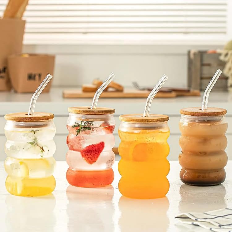 DailyAlley Can-Shaped Glass Tumbler with Airtight Wooden Lid & Straw. Perfect for hot & cold drinks at home, the office, or for travel. Dailyalley